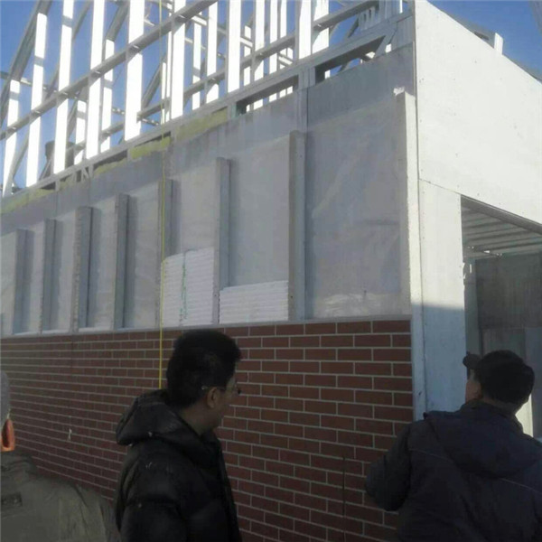 輕質(zhì)混凝土實心墻板